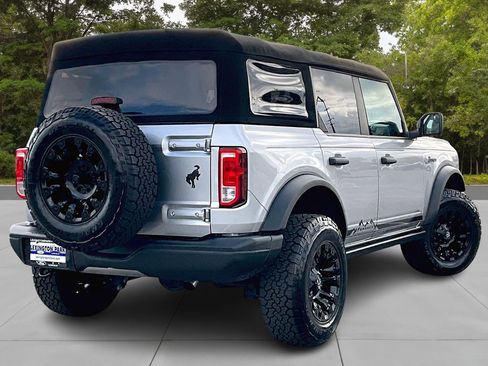 Certified 2022 Ford Bronco Black Diamond image 5