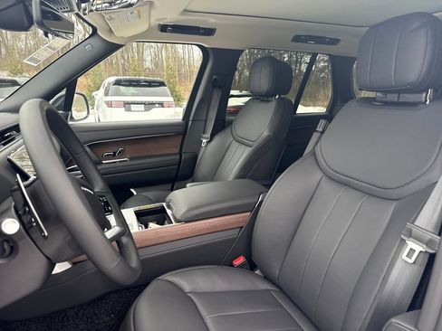 New 2026 Land Rover Range Rover SE image 11
