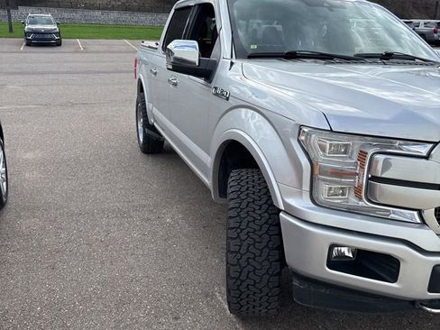 Used 2019 Ford F150 Platinum w/ Equipment Group 701A Luxury image 3