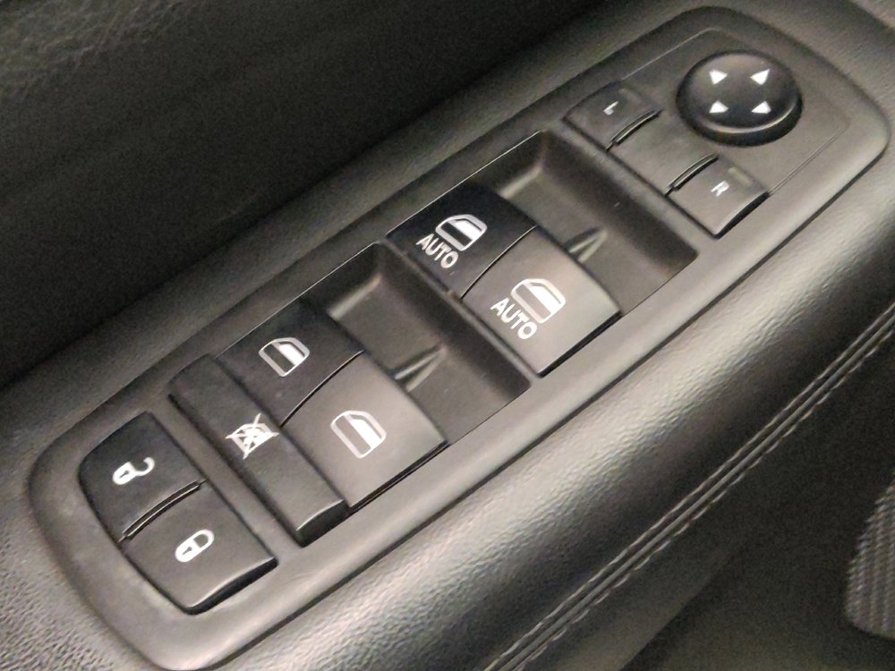 Used 2018 Jeep Grand Cherokee Limited AWD/4WD image 27