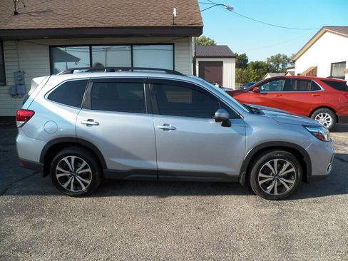 Used 2021 Subaru Forester Limited w/ Popular Package #3 image 5