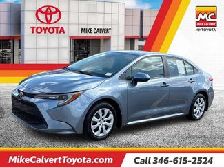 Used 2022 Toyota Corolla LE FWD video 1