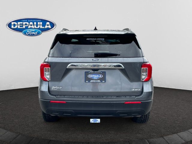 Used 2023 Ford Explorer XLT AWD/4WD image 5