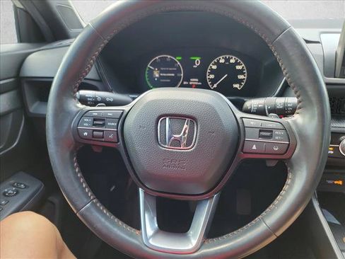 Used 2023 Honda CR-V Sport image 17