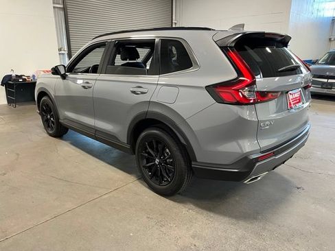Used 2025 Honda CR-V Sport-L image 5