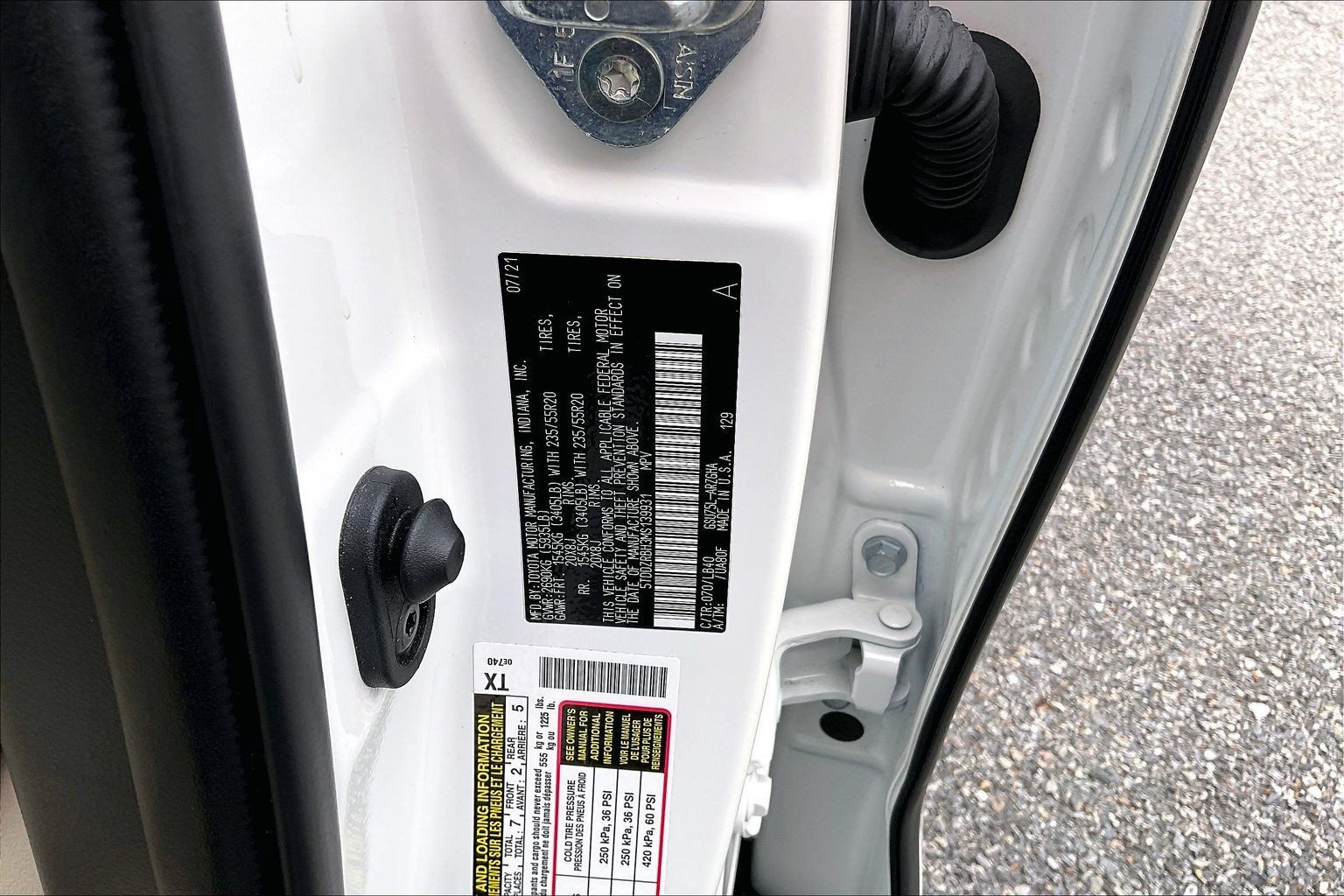 Used 2021 Toyota Highlander Limited AWD/4WD image 36