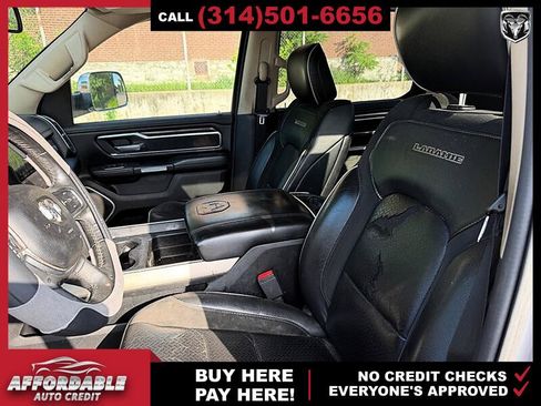 Used 2019 RAM 1500 Laramie AWD/4WD image 10