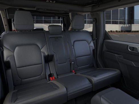 New 2026 Ford Bronco Outer Banks AWD/4WD image 11