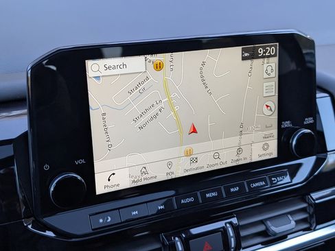 Used 2024 Nissan Pathfinder Platinum w/ Cargo Package image 31