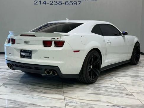 Used 2013 Chevrolet Camaro ZL1 w/ Gray Stripe Package image 57