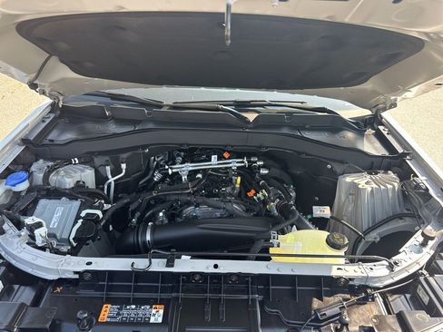 Used 2026 Ford Explorer Active image 33
