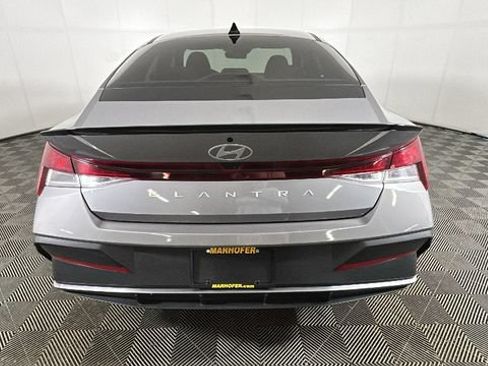 Used 2025 Hyundai Elantra Sport FWD image 3