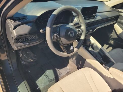 Used 2023 Honda Accord LX image 12