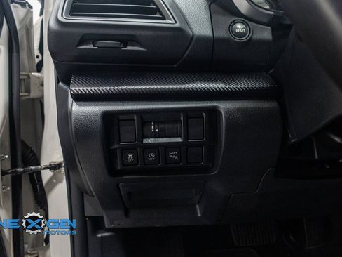 Used 2020 Subaru Crosstrek 2.0i Premium w/ Moonroof Package 2 image 15