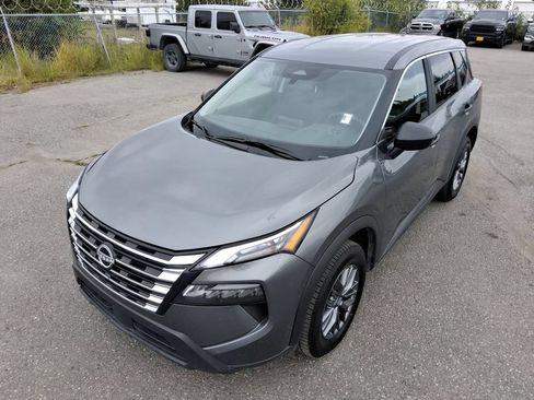 Used 2024 Nissan Rogue S AWD/4WD image 1
