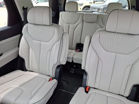 Used 2023 Hyundai Palisade Calligraphy w/ Cargo Package AWD/4WD image 18
