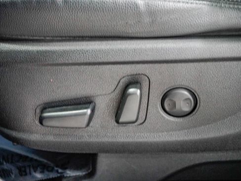 Used 2022 Hyundai Palisade SEL w/ 8P Bench Seat Package FWD image 19