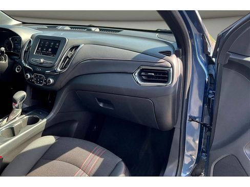 Used 2024 Chevrolet Equinox RS image 17