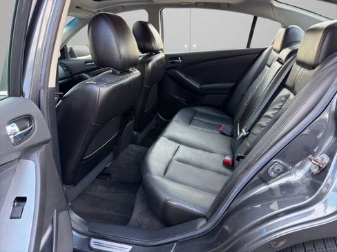 Used 2010 Nissan Altima 2.5 SL w/ SL Pkg image 10