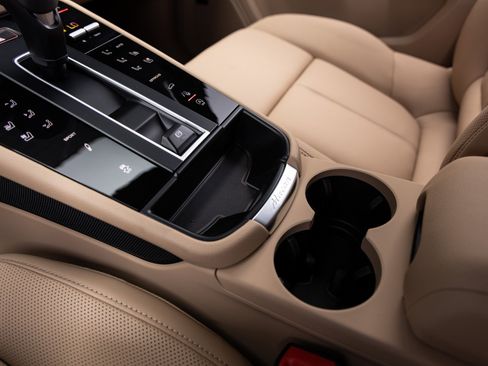 New 2026 Porsche Macan S image 18