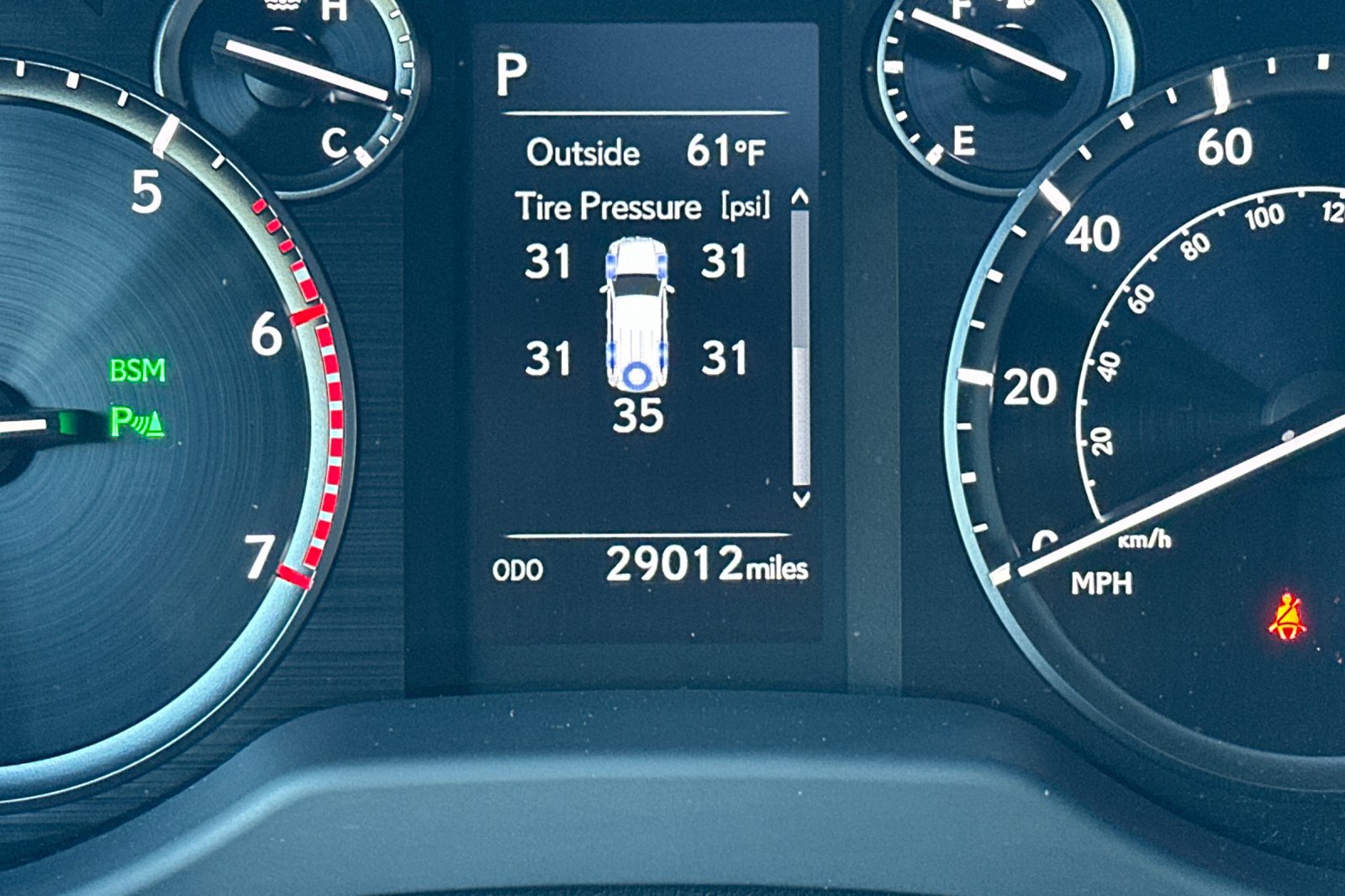 Used 2020 Lexus GX 460 Premium w/ Premium Package AWD/4WD image 24