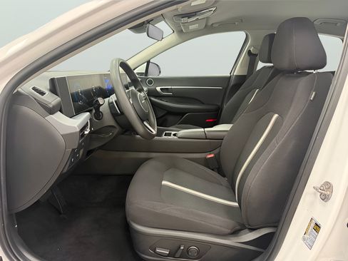 Used 2024 Hyundai Sonata SEL FWD image 13