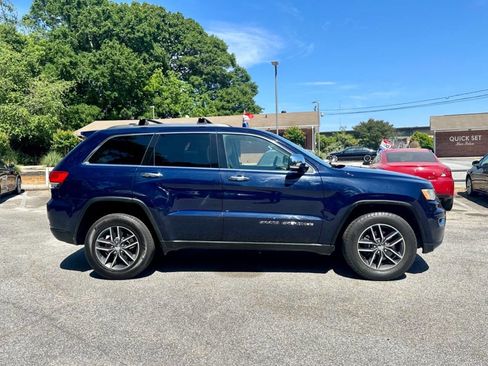 Used 2017 Jeep Grand Cherokee Limited AWD/4WD image 8