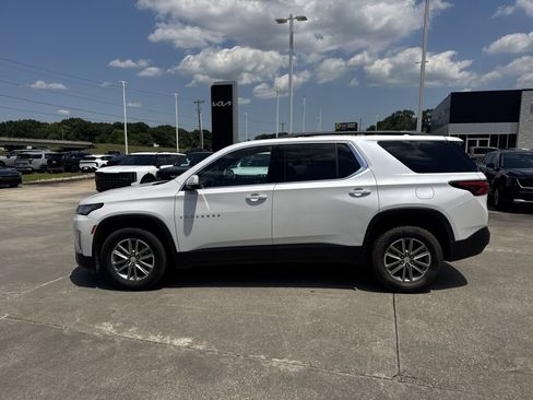 Used 2023 Chevrolet Traverse LT FWD image 32