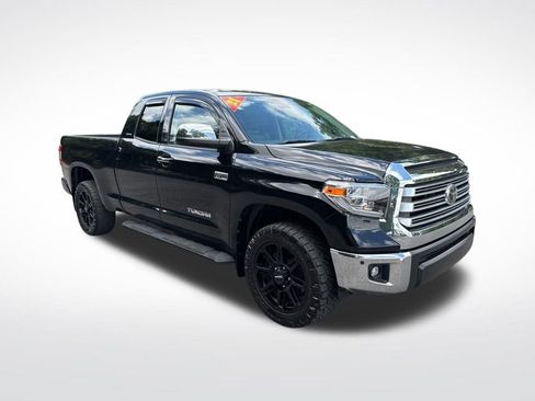 Used 2021 Toyota Tundra Limited w/ Limited Premium Package AWD/4WD image 3
