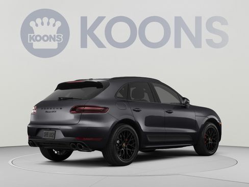 Used 2017 Porsche Macan GTS AWD/4WD image 4