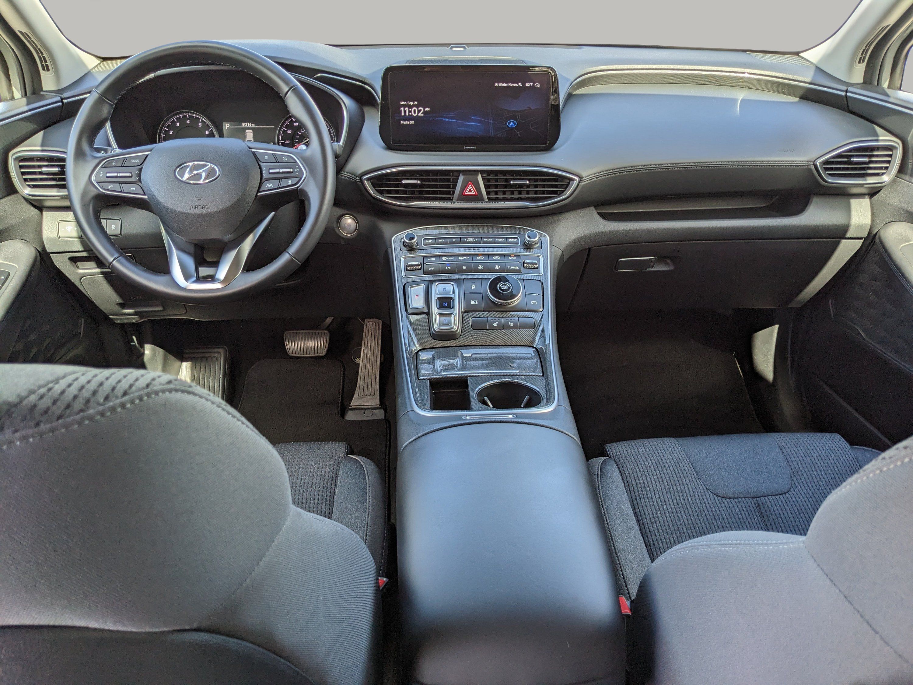 Used 2023 Hyundai Santa Fe SEL FWD image 13