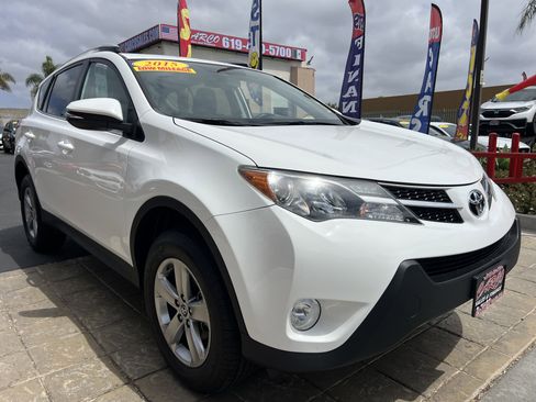 Used 2015 Toyota RAV4 XLE FWD image 1
