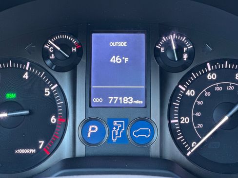 Used 2019 Lexus GX 460 image 29