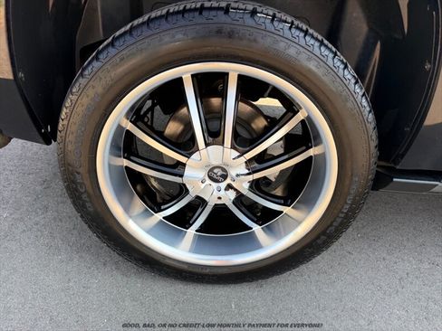 Used 2010 Chevrolet Tahoe LTZ AWD/4WD image 27