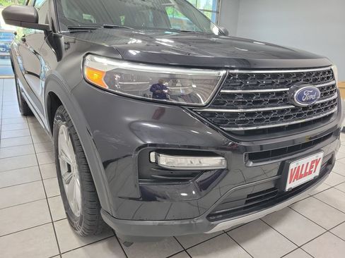 Used 2020 Ford Explorer XLT w/ Equipment Group 202A RWD image 26