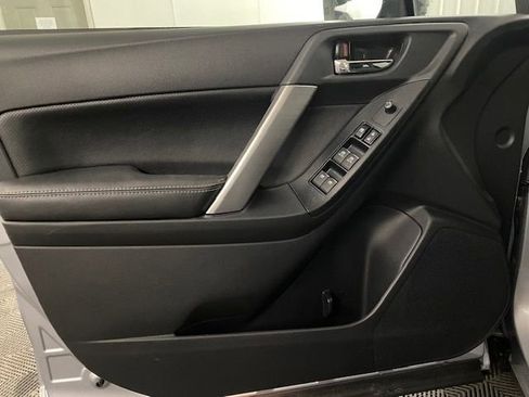 Used 2018 Subaru Forester 2.5i Premium image 7