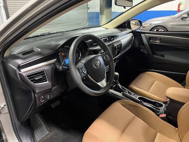 Used 2015 Toyota Corolla LE FWD image 23