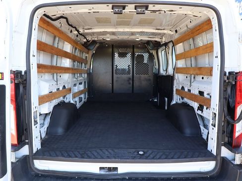Used 2017 Ford Transit 250 130 Low Roof w/ Exterior Upgrade Package RWD image 23