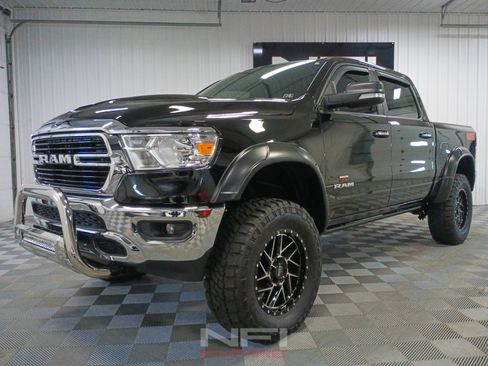Used 2019 RAM 1500 Big Horn AWD/4WD image 3