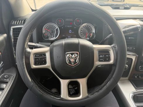 Used 2016 RAM 2500 Laramie w/ Convenience Group image 19