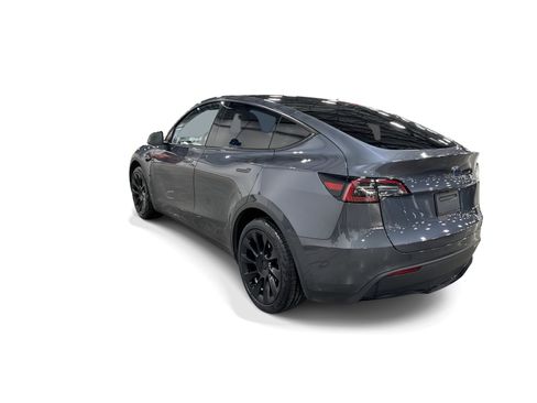 Certified 2023 Tesla Model Y Long Range AWD/4WD image 4