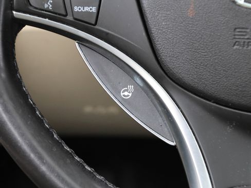 Used 2017 Acura MDX SH-AWD w/ Advance Package image 19