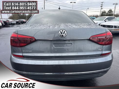 Used 2017 Volkswagen Passat 1.8T S image 5