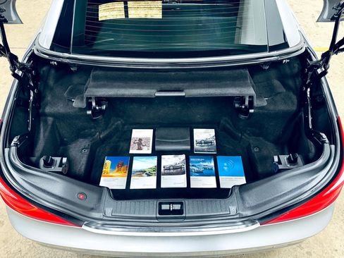 Used 2014 Mercedes-Benz SL 550 image 25