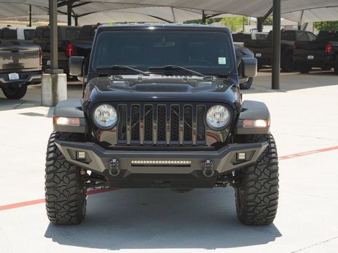 Used 2023 Jeep Gladiator Rubicon AWD/4WD image 8