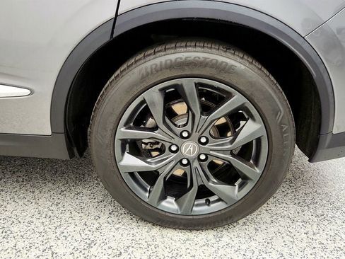 Used 2023 Acura MDX SH-AWD w/ Technology Package image 9