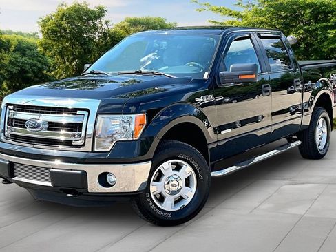 Used 2013 Ford F150 XLT w/ Mid Equipment Group AWD/4WD image 12