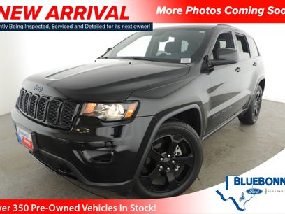 Used 2019 Jeep Grand Cherokee Laredo