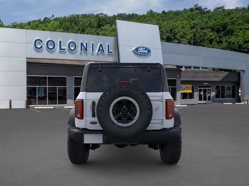 New 2025 Ford Bronco Badlands w/ Sasquatch Package AWD/4WD image 5
