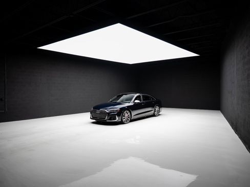 Used 2024 Audi S8 image 90